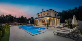 Luxury Villa Nikol